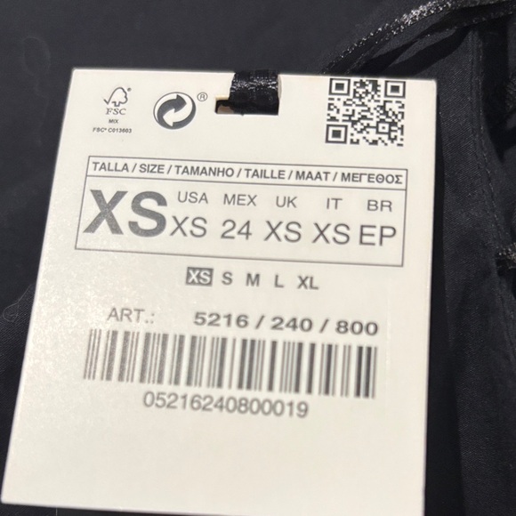 Zara Black Sweatshirt with Pearl Details - Picture 6 of 6